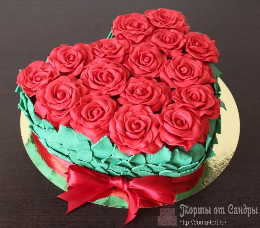 Торт - Сердце из цветов
